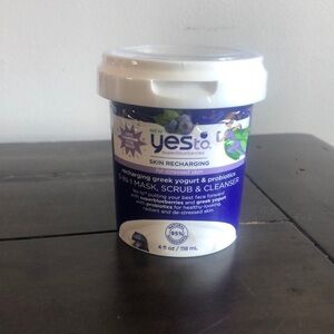 Yes to superblueberries recharging 3 in 1 mask